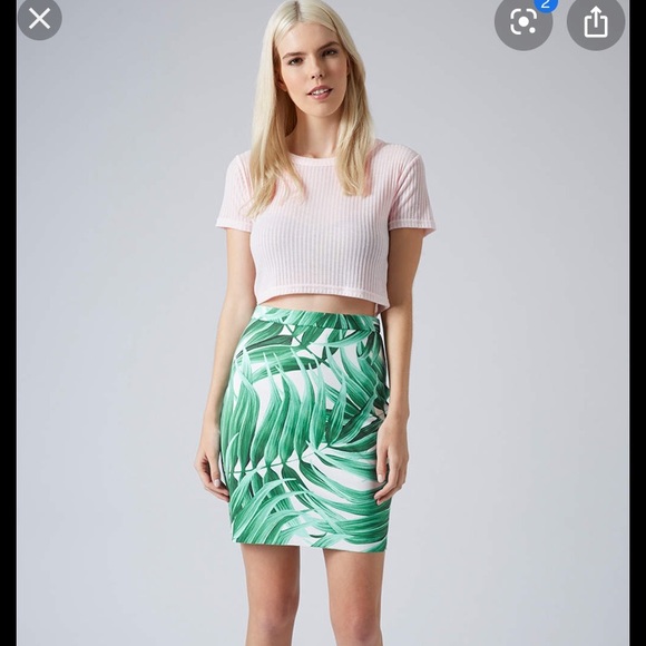 Topshop Dresses & Skirts - Top shop palm print skirt
